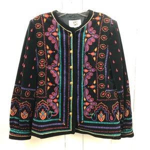 Saxton Hall Women’s velvet blazer size 12  a7